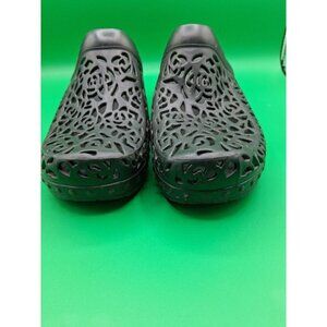 Dansko Womens Size 37 Black Cutout Slip-On Clogs With Platform Heel & Closed Toe